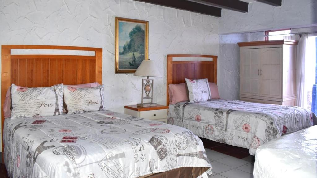 Dmytri'S Original La Fonda Restaurant & Hotel Экстерьер фото